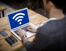 名下有车信用卡逾期会怎么样