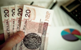 公积金贷款了还能提取公积金吗（用住房公积金贷款了还能提取公积金吗）