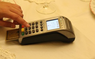 刷信用卡不还会怎样