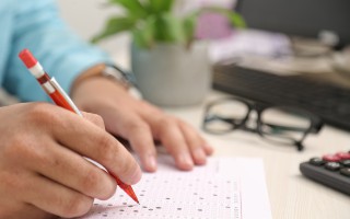 信用卡自己怎么申请停息挂账