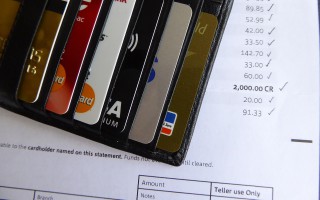 网上申请信用卡怎么申请（网上申请信用卡一般审核多久）