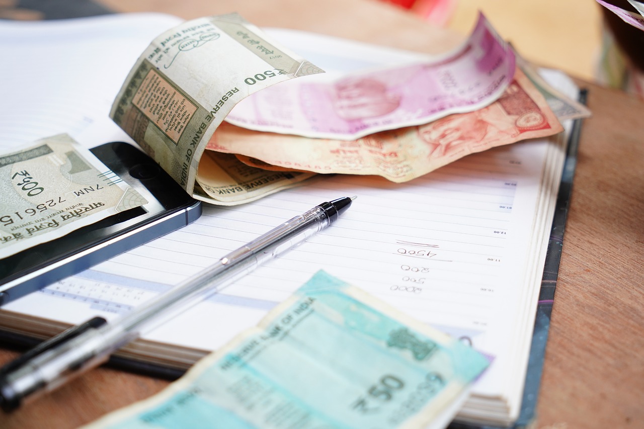 公积金贷款了还能提取公积金吗（用住房公积金贷款了还能提取公积金吗）