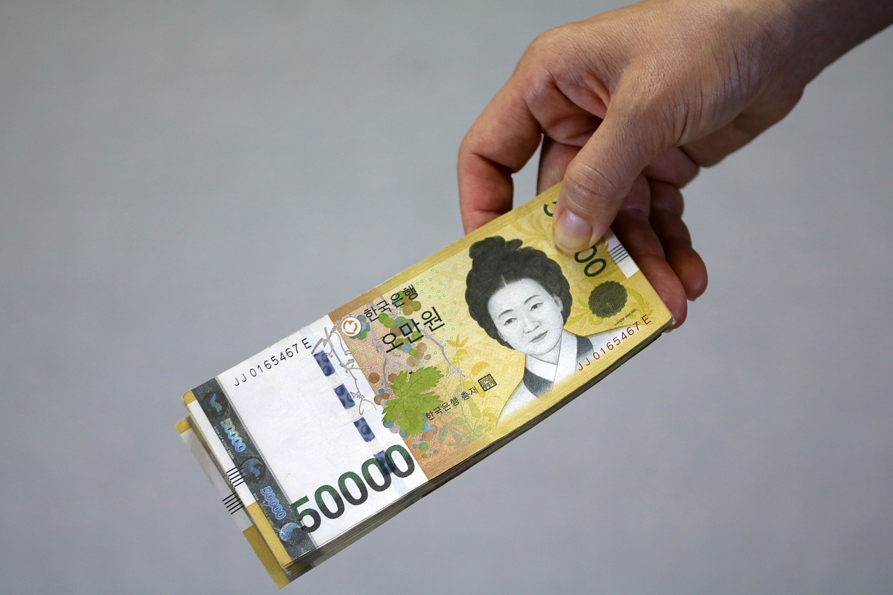 短期贷款年利率（短期贷款年利率为6%,期限为六个月,利息怎么算）