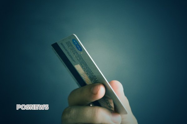 信用卡被冻结是怎么回事（为什么信用卡被冻结了）