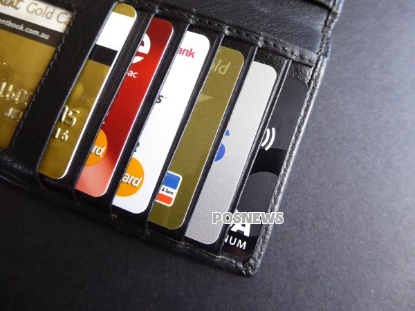 信用卡刷了5万以上逾期怎么解决（信用卡5万多会抓我吗）